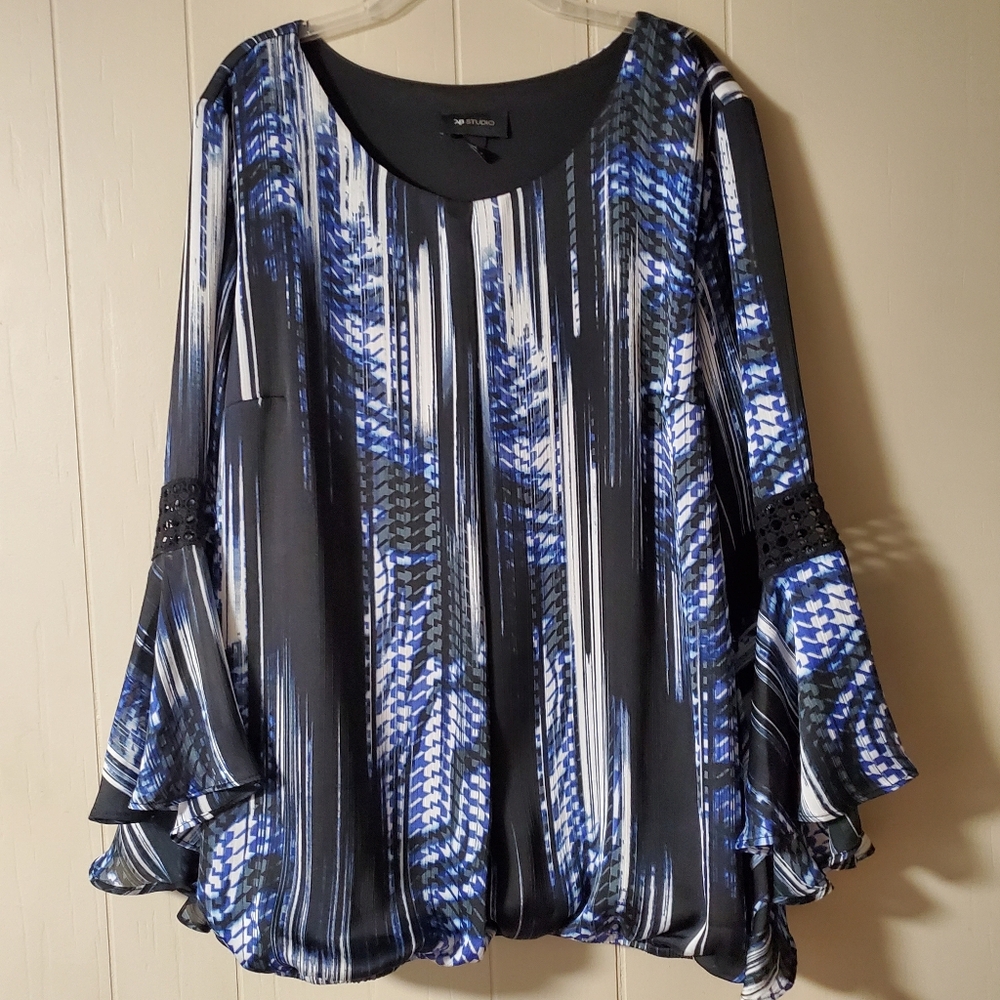 AB Studio Top